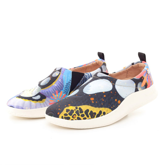 Zapatos de mujer hechos por artesanos, extra confortables. Homenaje a la vida marina.. Macondas