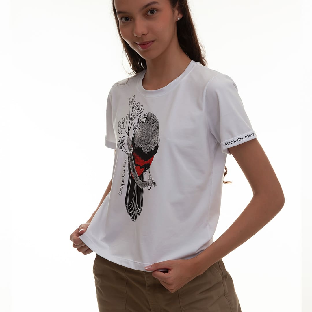 Camiseta Cacique Candela con ilustración. Macondas®