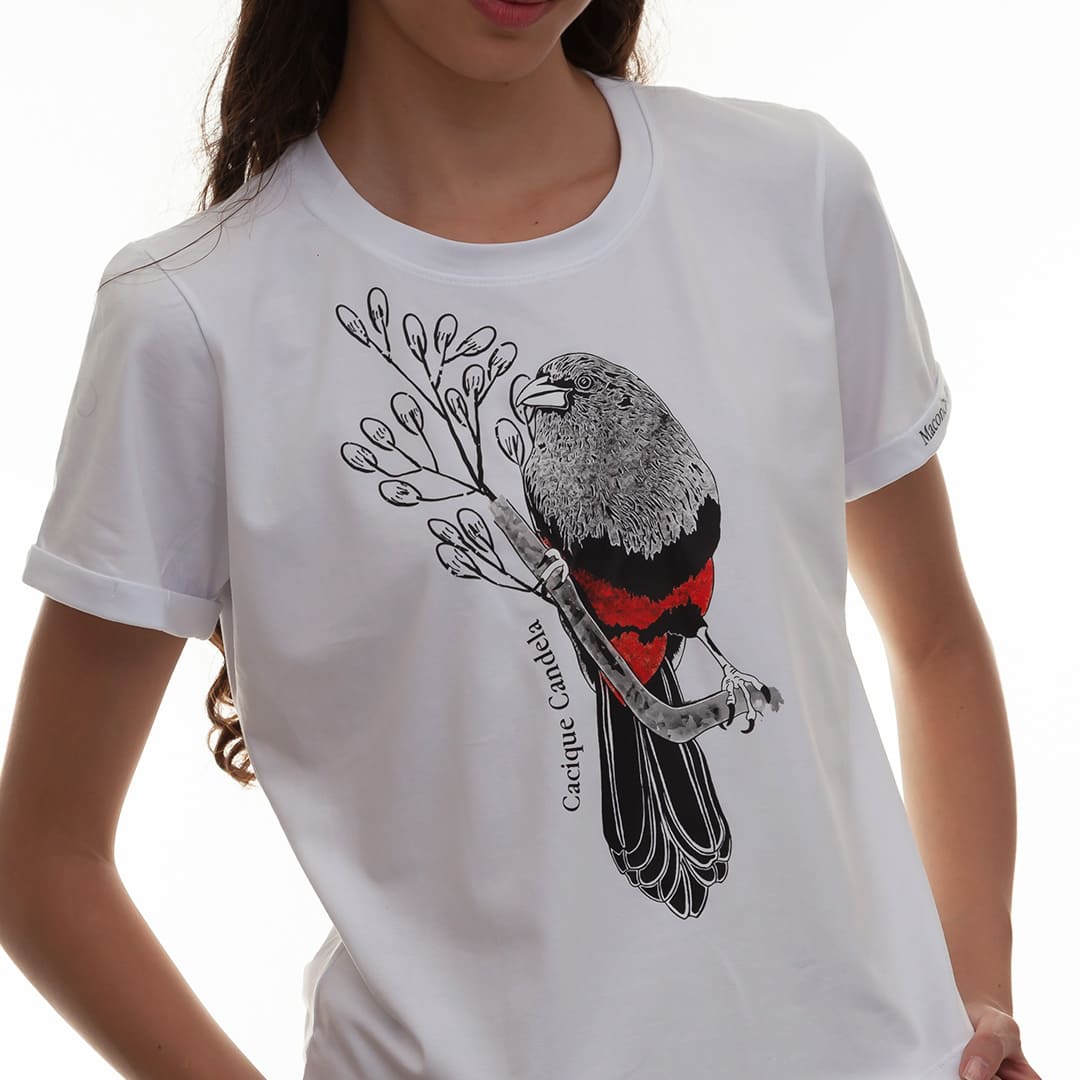 Camiseta Cacique Candela con ilustración. Macondas®