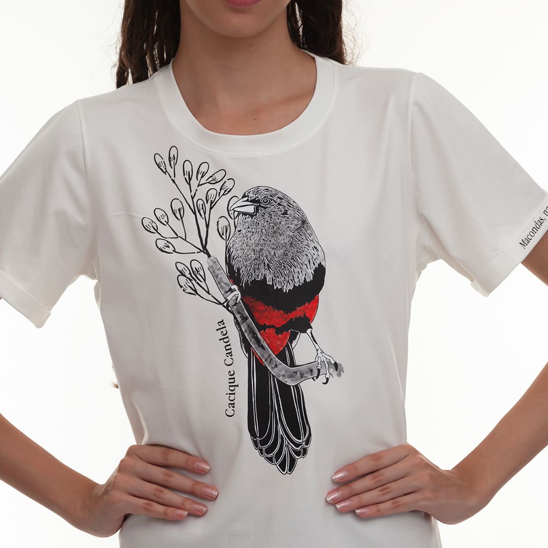 Camiseta Cacique Candela con ilustración. Macondas®
