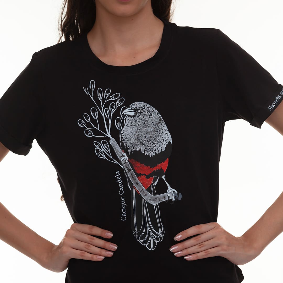 Camiseta Cacique Candela con ilustración. Macondas®