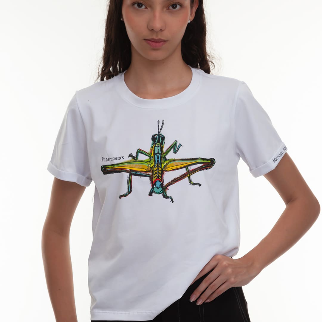 Camiseta Saltamontes Tropical con ilustración. Macondas®