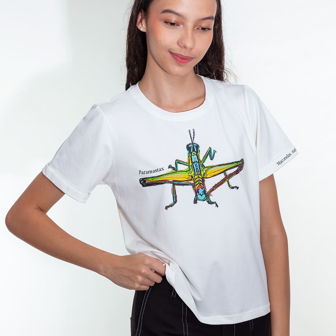 Camiseta Saltamontes Tropical con ilustración. Macondas®