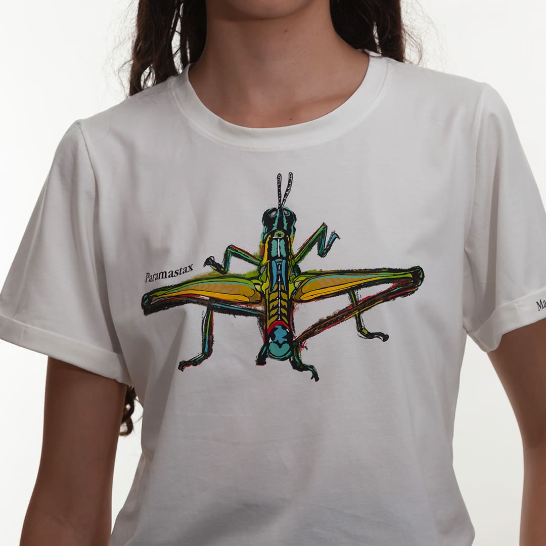 Camiseta Saltamontes Tropical con ilustración. Macondas®