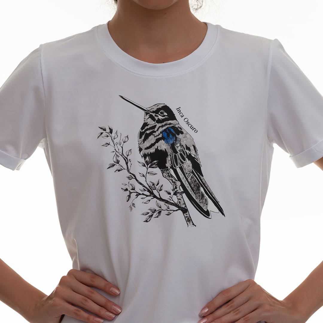 Camiseta Inca Oscuro con ilustración. Macondas®