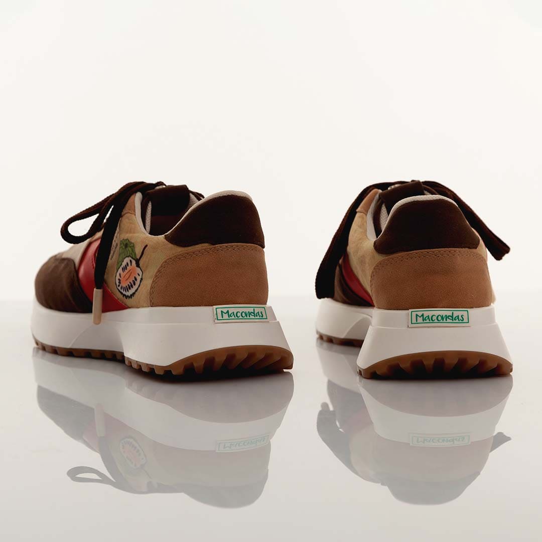 Moda y naturaleza en uno. Chontaduro y anón inspiran estos sneakers llenos de estilo y vida. ¡Hazlos tuyos hoy!