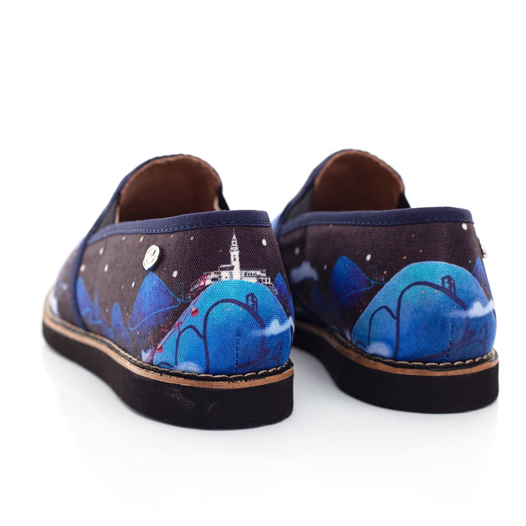 Bogotá Nocturna. Macondas® Mocasines ilustrados artesanales para mujer