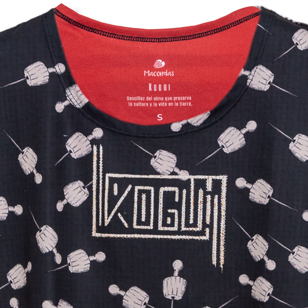 Camiseta de mujer inspirada en los Kogui. Macondas
