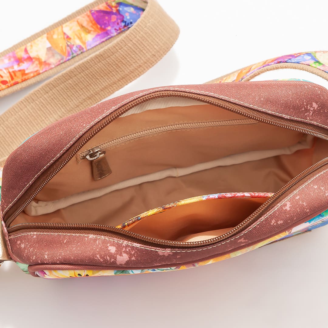 Bolso Manos Libres Flores Café. Macondas