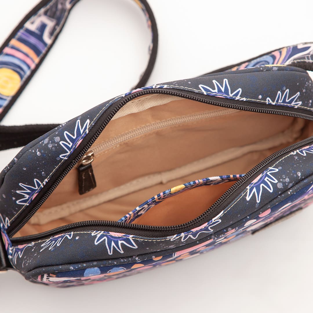 Bolso Manos Libres Ancestral Negro. Macondas