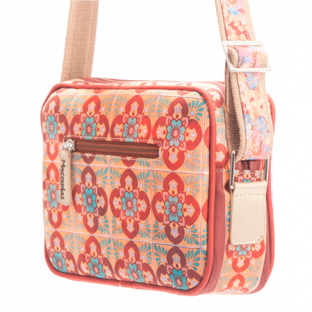 Bolso Manos Libres Baldosas Coloniales. Macondas