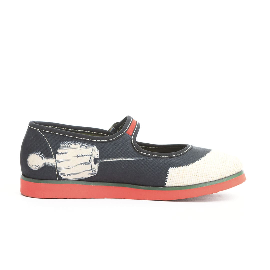Zapato mary jane para mujer diseñado por artistas. Macondas