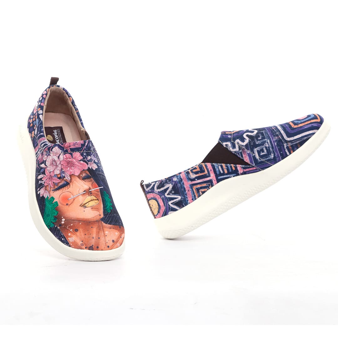 Zapatos para caminatas extra confortables. Macondas.