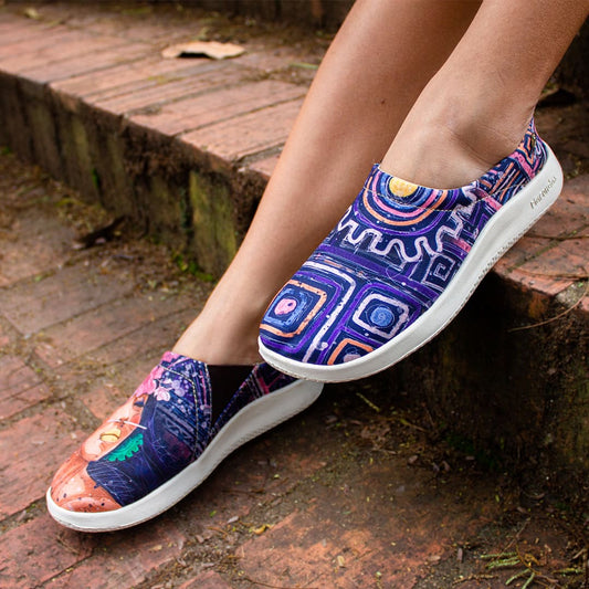 Zapatos de mujer fabricados en Colombia, cuenta las historias de lucha por mujeres indigenas. Macondas