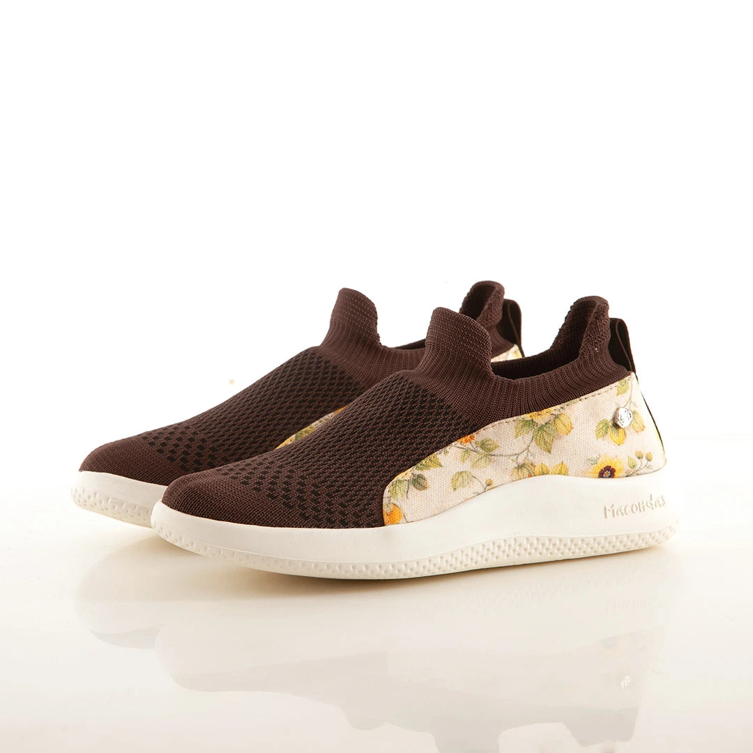 Tenis Flor de la Uchuva café. Trekking - Macondas®