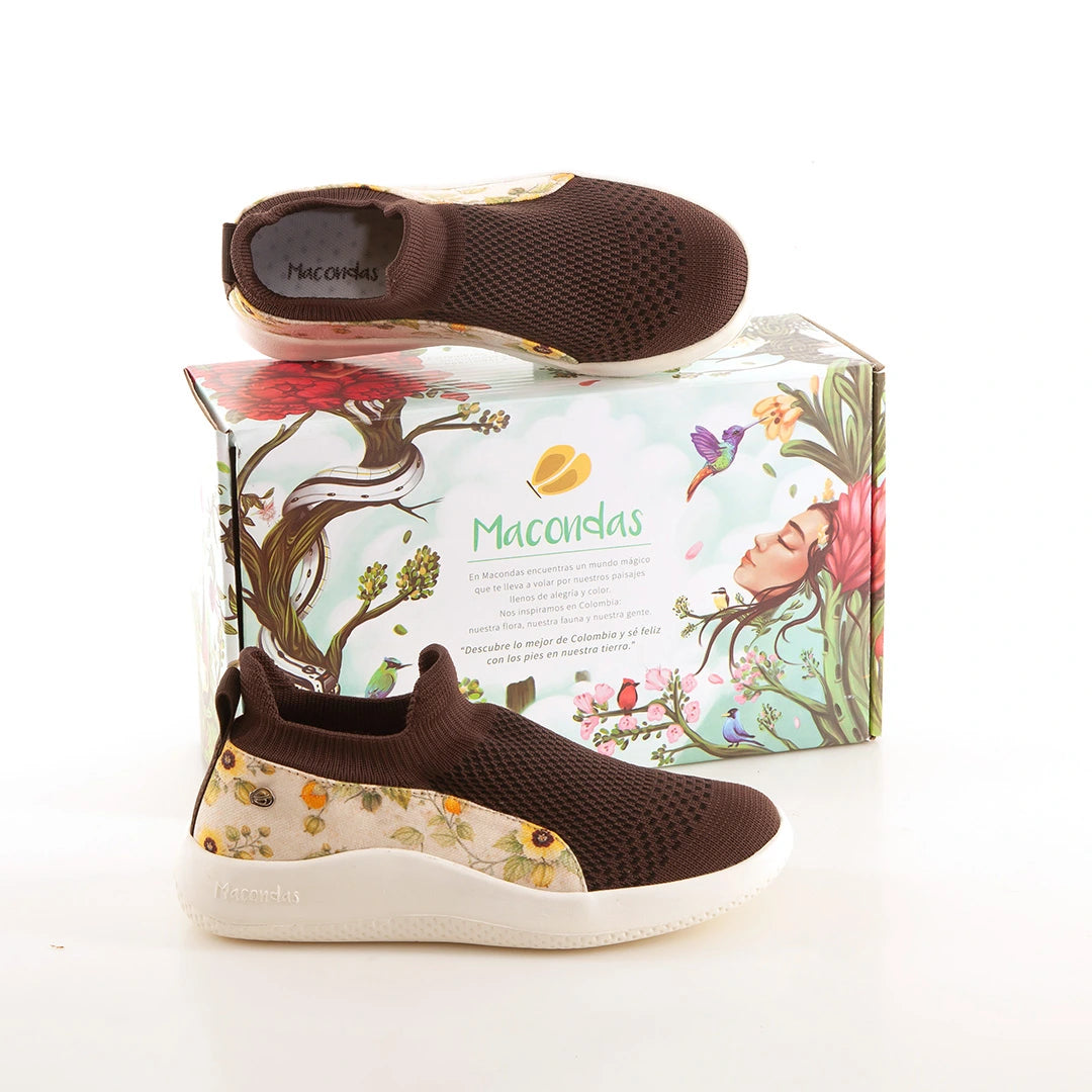 Tenis Flor de la Uchuva café. Trekking - Macondas®