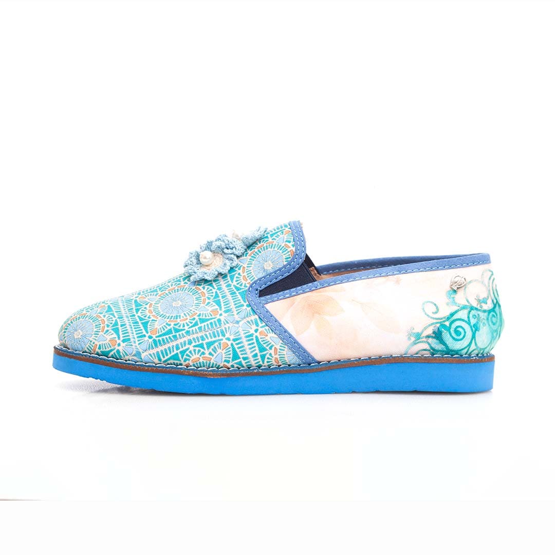 Azul porcelana & crochet. Macondas®, mocasines para dama